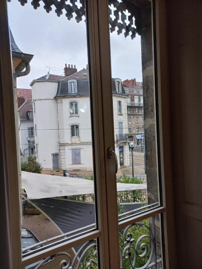 Le Carnot, A Deux Pas Du Centre Ville Besancon Exterior photo